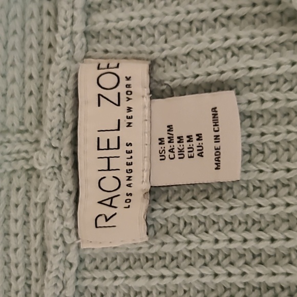 Sweater - Picture 4 of 4